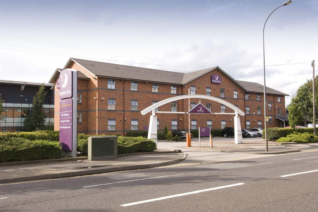 Premier Inn Sheffield Arena Exterior foto