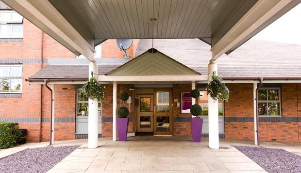 Premier Inn Sheffield Arena Exterior foto